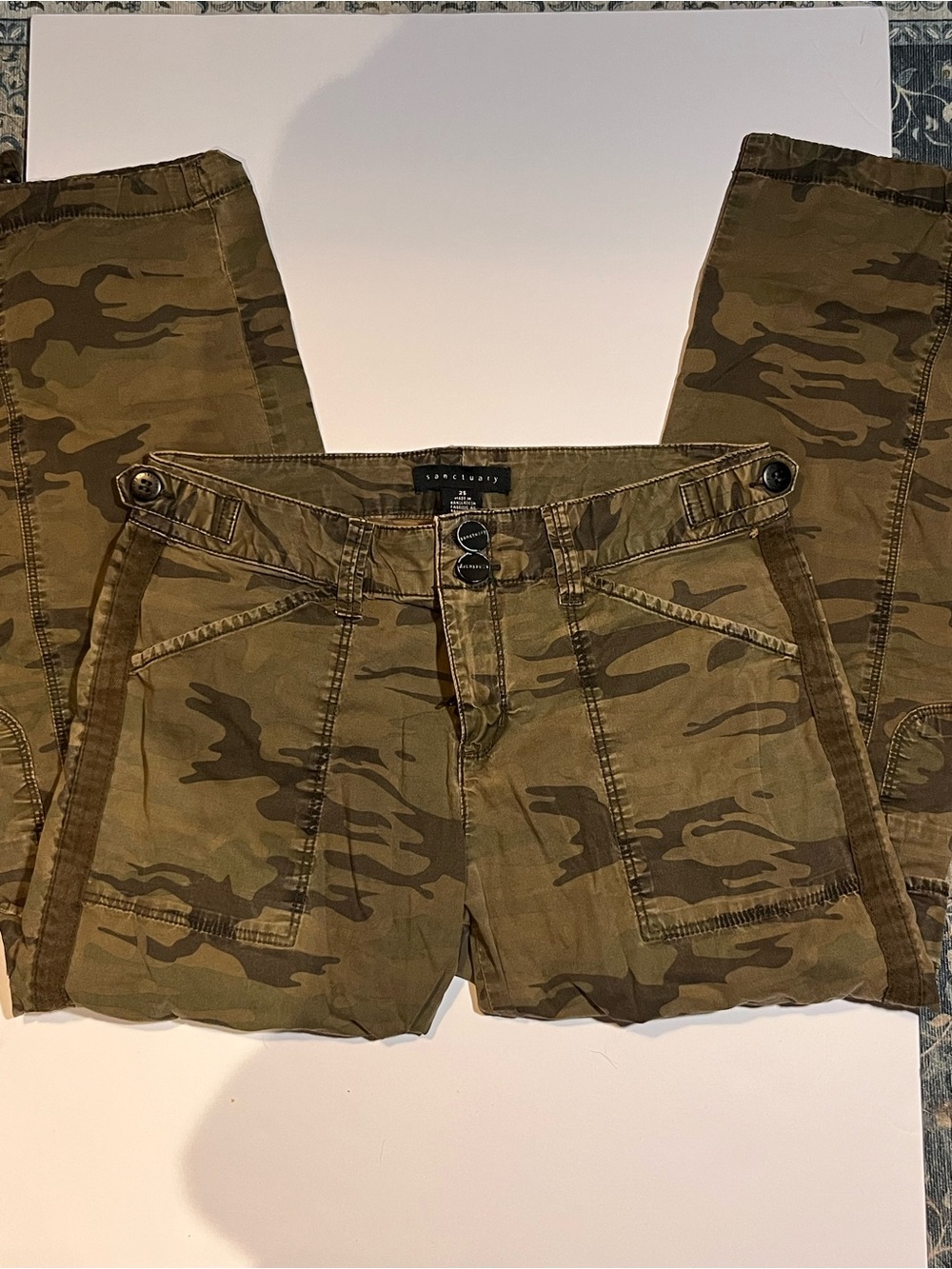 Sanctuary Men's Camo Cargo Pants - Olive/Tan